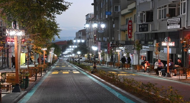 Sonbaharda asfalt atağı