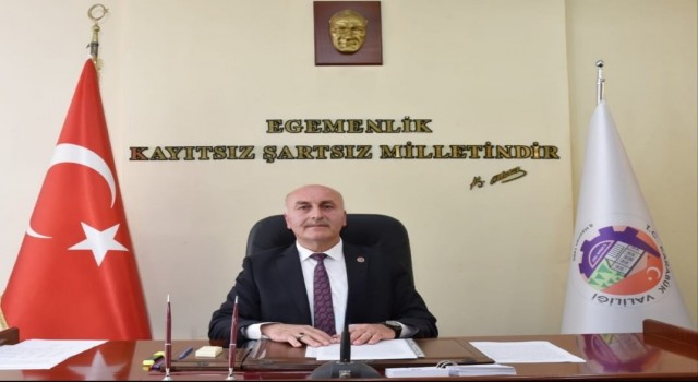 Sözen 29 Ekim Cumhuriyet Bayramını kutladı