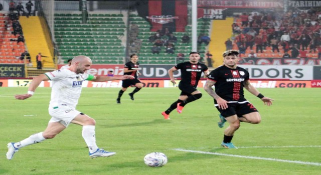 Spor Toto Süper Lig: Corendon Alanyaspor: 1 - Gaziantep FK: 0 (İlk yarı)