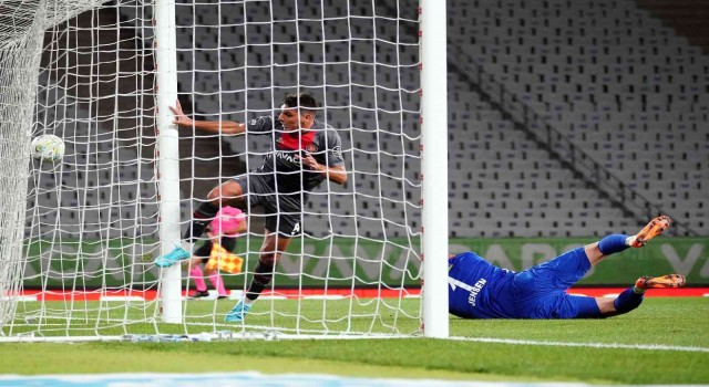 Spor Toto Süper Lig: Fatih Karagümrük: 1 - İstanbulspor: 0 (İlk yarı)