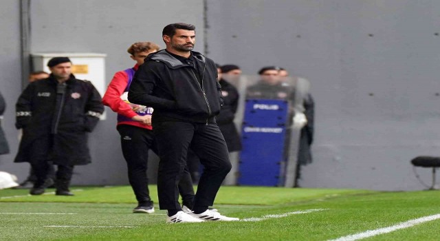 Spor Toto Süper Lig: Fatih Karagümrük: 2 - Hatayspor: 0 (İlk yarı)