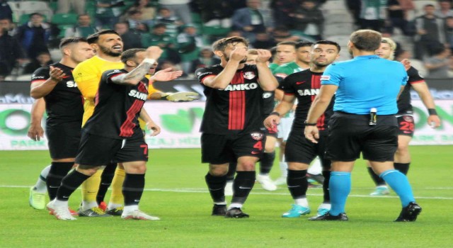 Spor Toto Süper Lig: Konyaspor: 0 - Gaziantep FK: 0 (İlk yarı)