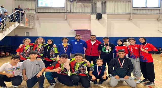 Sultangazili sporculardan büyük başarı