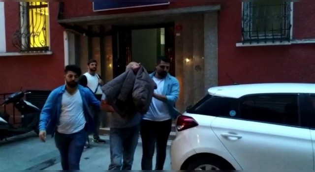 Taksimde güven timleri çanta hırsızını suçüstü yakaladı