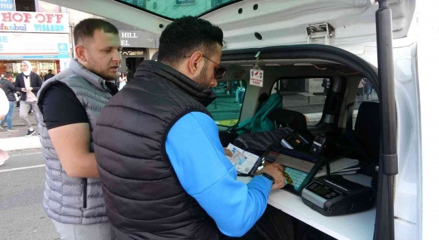 Taksimde taksi ve dolmuş şoförlerine ceza yağdı