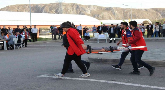 Tatbikat gerçeğini aratmadı