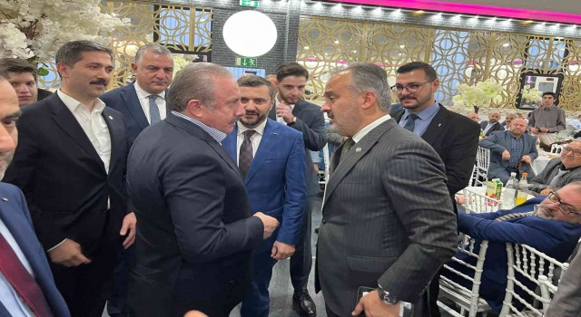 TBMM Başkanı Mustafa Şentop, Almanyada düğüne katıldı
