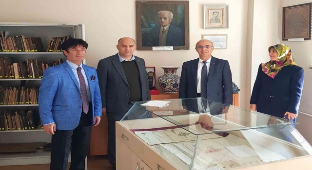 TDK Başkanı Prof. Dr. Gürer Gülsevin Kütahyada