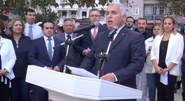 Tekirdağ Valisi Aziz Yıldırım: “Türkiye Cumhuriyeti dünyada her geçen gün daha fazla söz sahibi olmaktadır”