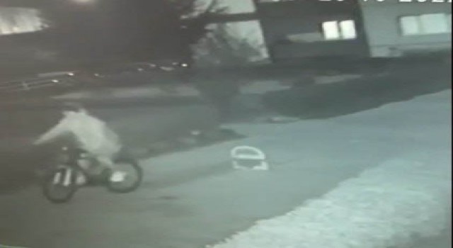 Tekirdağda bisiklet hırsızlığı saniye saniye görüntülendi