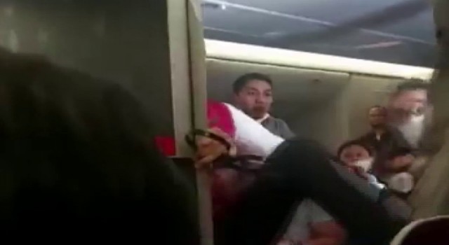 THY hostları olay çıkartan yolcuyu orantısız güç kullanarak etkisiz hale getirdi