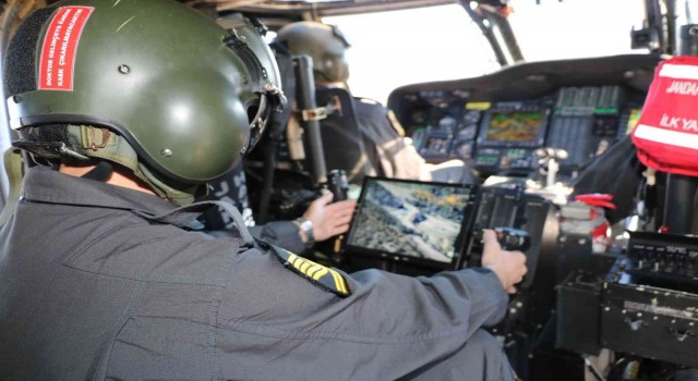 Tokatta jandarma helikopteri ile havadan denetim