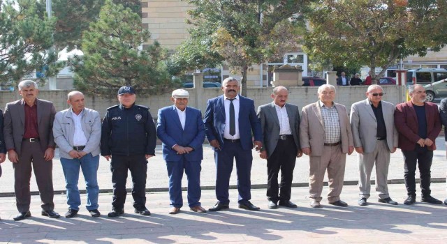 Tomarzada Muhtarlar Günü kutlandı