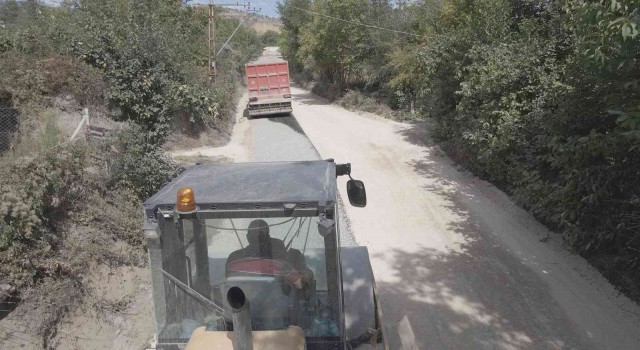 Tosya Belediyesi soğuk asfalt çalışmasında rekor kırdı