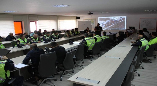 Trafik kazalarında ‘Koordineli Çalışma ve Olay Yeri Yönetimi eğitimi