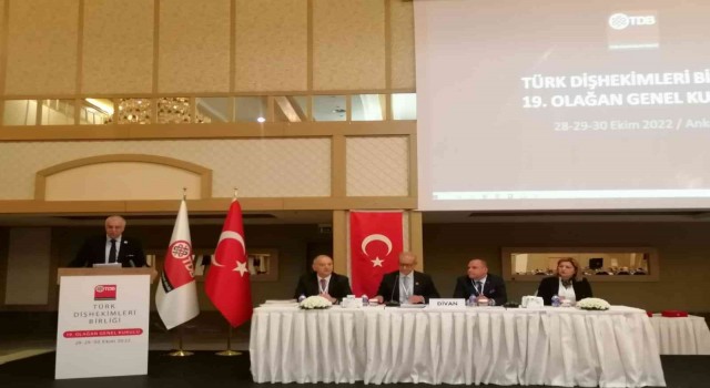 Türk Diş Hekimleri Birliği Genel Başkanı İşmen: Koruyucu ağız diş sağlığı hizmetleri temel öncülüğümüzdür 