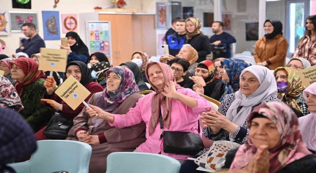 Tuzlada ‘Yaşlılar Festivali renkli görüntüler oluşturdu