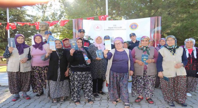 Uşak jandarmasından erkeklere ‘Kadına El kalkamaz eğitimi