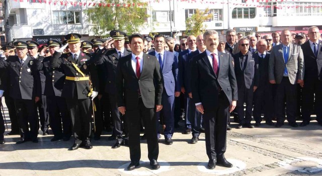Uşakta 29 Ekim kutlamaları