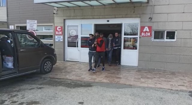 Uzunköprüde haklarında kesinleşmiş hapis cezası bulunan 3 kişi yakalandı