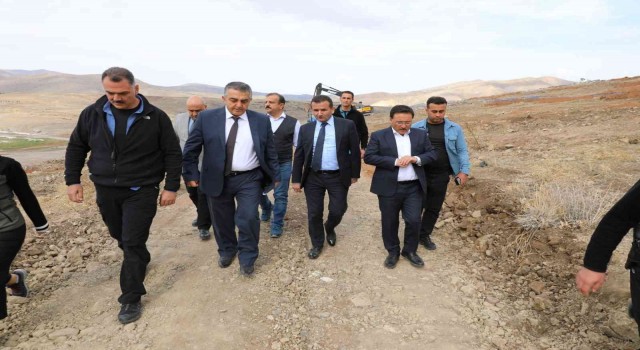 Vali Çiçek, Kuşçu Marinada devam eden ağaçlandırma ve fidan dikimi proje çalışmalarını inceledi