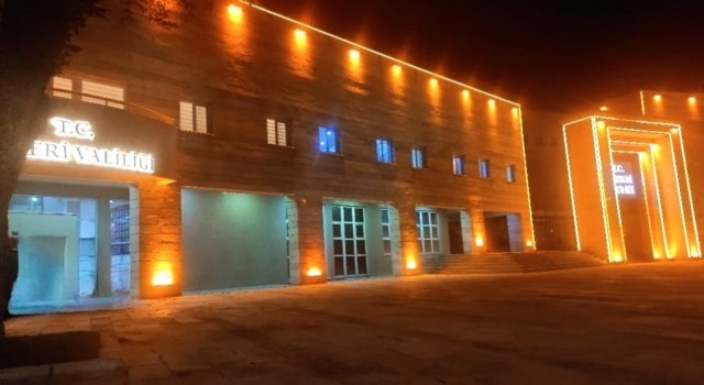 Vali Çiçeke ziyaretler devam ediyor