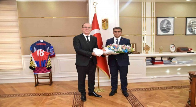 Vali Gürel, Posta Teşikaltının kuruluşunun 182. yılını kutladı
