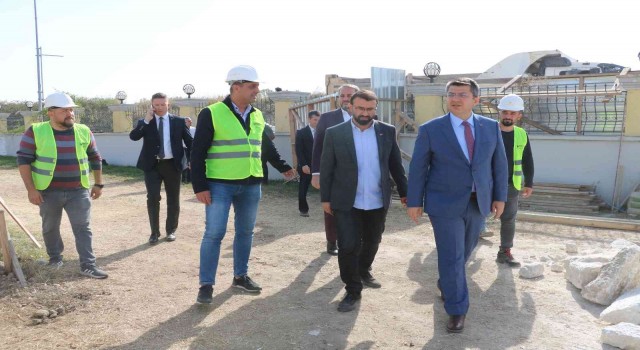 Vali Kırbıyık, Balaban Paşa Mescidi inşasını inceledi