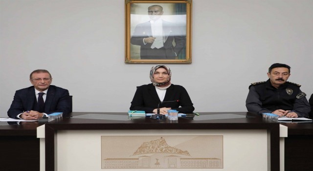 Vali Yiğitbaşı: “Muhtarlar vatandaşlara uzanan en yakın elimiz”