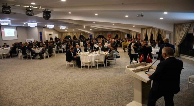 Validen muhtarlara: “Kamu hizmetinin çok önemli bir parçasısınız”