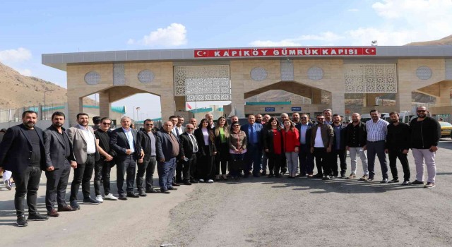 Van TSO Başkan Adayı Kandaşoğlundan Kapıköye çıkarma