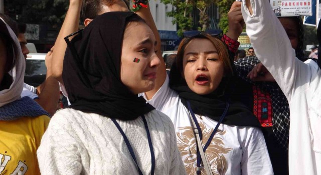 Vanda yaşayan Afganlılar Hazara soykırımın durdurulmasını istedi