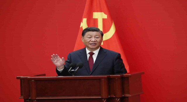 Xi, üçüncü kez ÇKPnin lideri seçildi