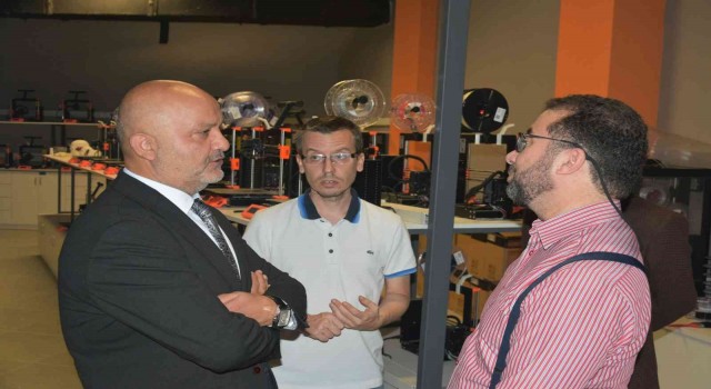 Yakın Doğu Üniversitesi ve OSTİM Teknik Üniversitesi iş birliği anlaşması imzaladı