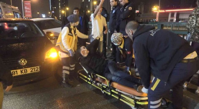 Yakıtı biten kadın sürücüye yardım ederken ölüyordu