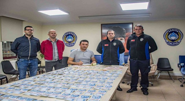 Yalovada dilencinin üzerinden 12 bin lira para çıktı