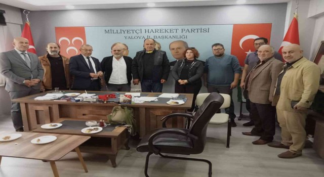 Yalovada İYİ Partiden istifa eden 4 kişi daha MHPye katıldı