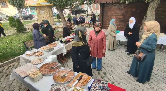 Yardıma ihtiyacı olanlar için hayır çarşısı kuruldu