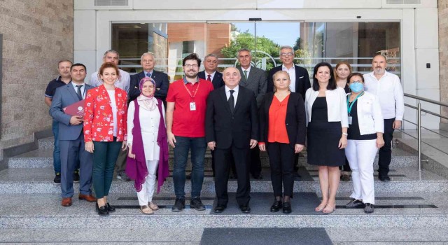 Yaşar Üniversitesine Beslenme Dostu İş Yeri belgesi