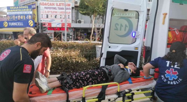 Yaya geçidinde otomobilin çarptığı genç kız yaralandı