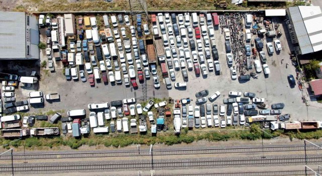 Yediemin otoparkında servet bekliyorlar