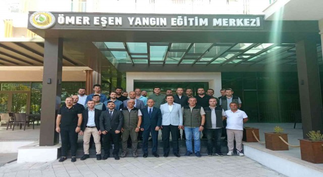 Yeni göreve başlayan inşaat mühendisi ve mimarlara eğitim veriliyor