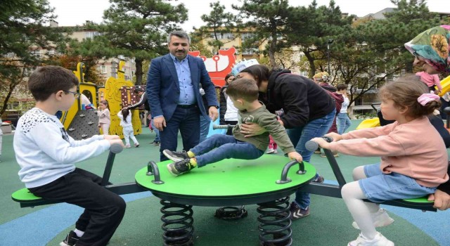 Yıldırımda sokakta şenlik var