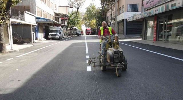 Yıldırımın sokaklarına 10 ayda 32 bin ton asfalt serildi