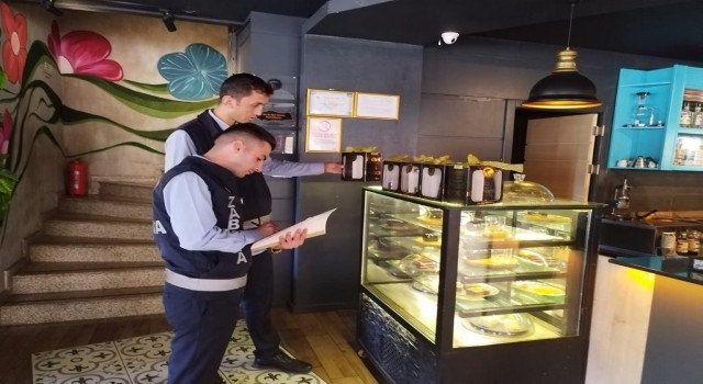 Zabıta ekipleri kafeterya ve restoranlarda denetimde
