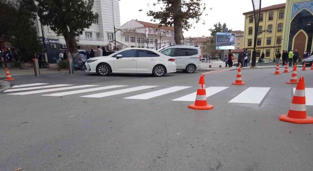 Zafer Meydanına yaya geçidi çizgisi