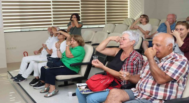 Zeytinyağı tadım eğitimleri sürüyor