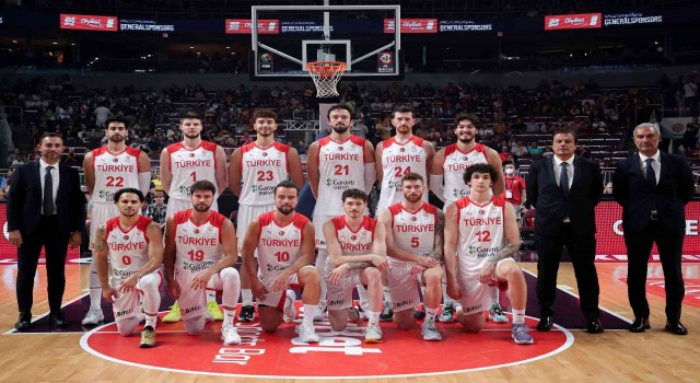 12 Dev Adamın konuğu Belçika