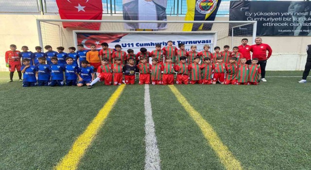 1308 Osmaneli Belediyespor U-11 Cumhuriyet Turnuvasıa katıldı