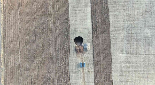 15 metre ile obruğun içerisine düşmekten kurtuldu